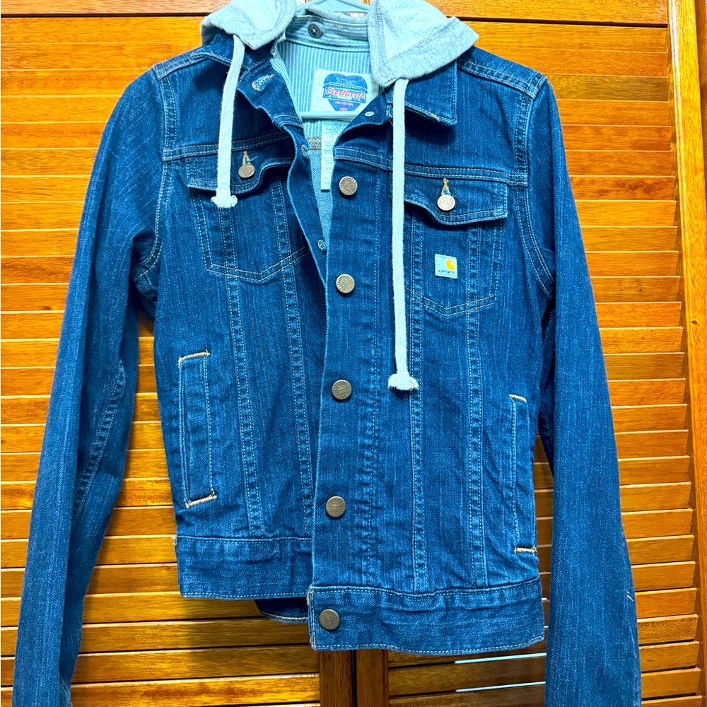 Carhartt jean jacket with hood.